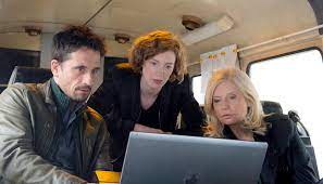 Ramona lives her lonely life in berlin working in a lipstick factory. Bremer Tatort Diese Schone Kommissarin Darf Weiter Flirten Express De