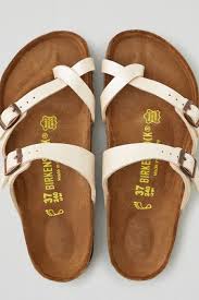 Birkenstock Look Alike Sandals American Eagle American Eagle Outfitters Aeo Birkenstock Mayari Sandals Shoe Boots Sandals Shoes