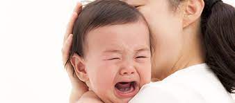 Abgesehen davon sollten sich familien mit einem schreibaby auf alle fälle unterstützung im alltag suchen, sei es, dass mal jemand mit dem kind spazieren geht oder eine mahlzeit vorbei bringt. Was Ist Ein Schreibaby Pampers