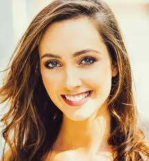 Jenna Watts's Instagram, Twitter & Facebook