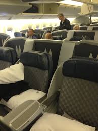 There are five rows in the forward cabin (to the left as you board the aircraft) unfortunately for solo flyers, american airlines didn't get the memo to install the optional divider between the middle seats, so it's not going to feel as. American Airlines Business Class United Airlines And Travelling