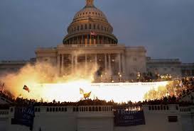 Xtkdt Cxltaubm The us capitol has gone into lockdown amid violent clashes between police and trump supporters, who broke security lines and are inside the building.