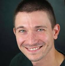 Robin Saba's Instagram, Twitter & Facebook