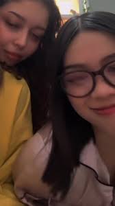 Nag-message si David kay Katie: Chika at Galak!