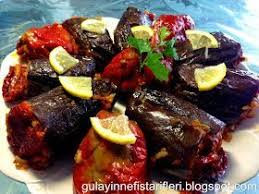 Gulay In Nefis Tarifleri Antep Usulu Kuru Patlican Biber Dolmasi Meze Tabagi Biber Dolmasi Meze Tarifleri