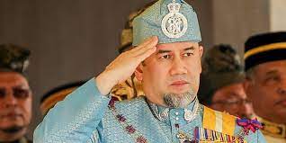 Comptroller of the royal household datuk wan ahmad dahlan abdul aziz said his majesty had officially notified the malay rulers on his abdication through a letter sent to the secretary of the conference of rulers. Ê™á´Êcrush On Twitter Ydpa Sultan Muhammad V October 6 1969 Kelantan Malaysia
