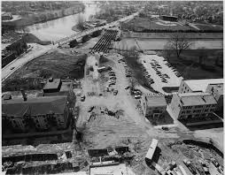 London play the money asks: Pictures From The Past London Free Canada History London