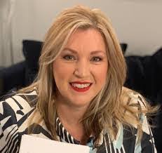 Gena Simpson's Instagram, Twitter & Facebook