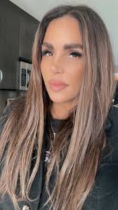 Wendy Belanger's Instagram, Twitter & Facebook