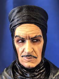 I love me some Vincent Price!! From “The Pit and the Pendulum”! Unpainted  bust found in Jimmy Flintstone bin at Wonderfest'23!