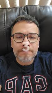 Caricatura: Eleva tu autoestima con un filtro divertido