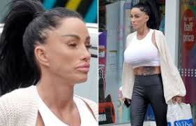 EastEnders' Linda Carter in for 'dark and dangerous' Christmas as she's in  denial over drink problem says Kellie Bright