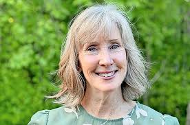 Hiking guidebook author Diane Stresing to speak at Stark Library's Lake  Branch Oct. 7