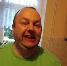 Hi all, any work opportunities around for a 17 year old who is really keen  to work? She has applied for lots of jobs online and starting to feel a  little disheartened!