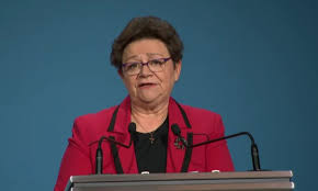 A vakcinák nyilvántartását úgy szabályozzák, hogy ne lehessen adni harmadik vakcinát, ám a kimaradt oltóanyagok miatt ez mégis könnyedén megoldható. Muller Cecilia Szerint Indokolt A Harmadik Oltas Pestisracok