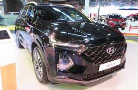 هيونداي سانتافي 2019 تستعرض مزاياها الجديدة في معرض جدة للسيارات