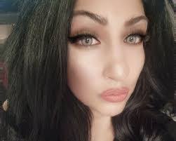 Araceli Palomo's Instagram, Twitter & Facebook