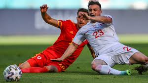 Die mannschaft von nationaltrainer vladimir petkovic gewann in baku. Fussball Em Wales Und Schweiz Spielen 1 1 In Baku