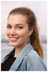 Sie lächelt Foto & Bild