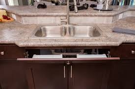 opt. tip out trays at kitchen sink r