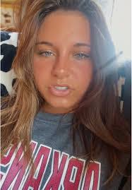 Autumn Sims's Instagram, Twitter & Facebook