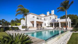 Villa Sweet Light Algarve Beautiful Property Located In The Prestigious Area Of Quinta Do Lago 4 Bedrooms With Ensuite Ba Beach Mansion Holiday Villa Villa