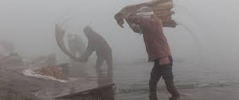 Festival season, amidst smog & corona on the roads with 6725 #coronavirus cases yesterday, & #smog on the roads today at 1 pm. Choking Point India S Environmental Crisis