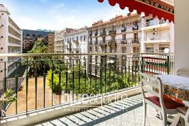 Beau T4 Avec Terrasse Et Cave A A Nice Et Situa C A A Seulement 20 Ma Tres De La Promenade Des Anglais Cet Appartement Immobilier Bien Immobilier Bord De Mer