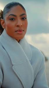 You Are Stronger Than You Think 💪🏽🖤, Some days feel heavy, and that’s  okay. Life can be overwhelming, and your mind might try to convince you  that you’re stuck—but you’re not. Through self-love, ...