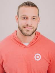 This Target employee from Iowa has googly-eyed the internet with viral  dancing video