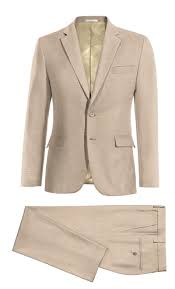 Per un matrimonio informale stile boho/ shabby chic oppure in spiaggia, l'uomo non dovrà risultare ingessato indossando un abito dal taglio troppo tradizionale. L Abito Da Cerimonia Perfetto Per La Spiaggia L Abito In Lino Hockerty