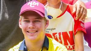 Teenager Trayeden Fulmer uses social media to round up volunteers as  Townsville cleans up