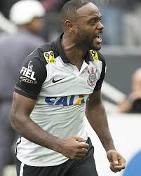 No clube, há quem garanta que o negócio sai por € 20 milhões (r. Corinthians On Instagram Com O Gol Marcado Na Vitoria De 1 A 0 Sobre O Flamengo Vagner Love Chegou A Vagner Love Corinthians Paulista Flamengo E Corinthians