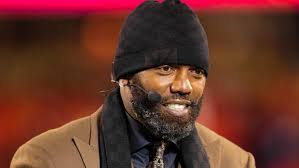 Steelers Training Camp Takeaways: Massive fight breaks out, Russell Wilson  still can't throw in team period