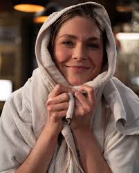 A beertje a day keeps the friendship away? 😅🍻