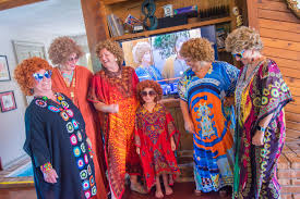 Gaggle of Helens' to descend