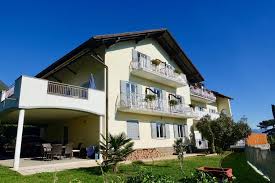 New customers can now instantly discover and get in touch with places like haus karin in caldaro. Haus Jablonsky In Kaltern Italien Bewertungen Preise Planet Of Hotels