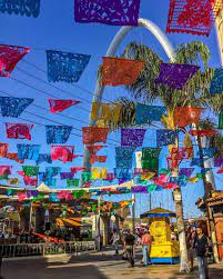 Good Morning We Re At Plaza Santa Cecilia Tijuana Visittijuana Bc Image By Luna Esparza Bc Baja Bajano Tijuana Tijuana Mexico Frontera Mexico Eeuu