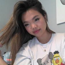 Alyssa Munar's Instagram, Twitter & Facebook