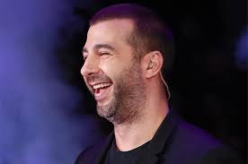Facebook gives people the power to share and makes the. Ivan Urgant Na Samom Dele Ya Nevrotik I Uzhasnyj Samoed Persona Kultura Argumenty I Fakty