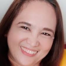 Dewi Rusli's Instagram, Twitter & Facebook