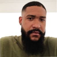 40+ "Wade De" profiles