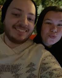 Aaron Guthrie's Instagram, Twitter & Facebook