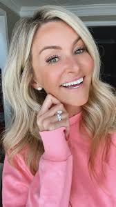 🔝5️⃣ Mary Kay Summer ☀️ Makeup Must-Haves, My go-to daily makeup routine  is perfect for busy Summer days. With these products, I can look and feel  great in no time! ☺️ , My 5-Minute Makeup Routine: , ...