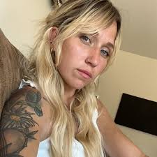 Moriah Joy Jester (@mjoyjester) • Threads, Say more