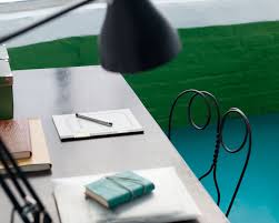 Couleur Peinture Bureau Vert Vif Bleu Lumineux Dulux Valentine Couleur Vert Decoration Bureau Sol Bleu