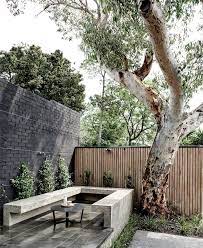 Therefore Studio Added A Contemporary Extension In The Backyard Of Elwood House Modern Garden Garden Design Outdoor Gardens