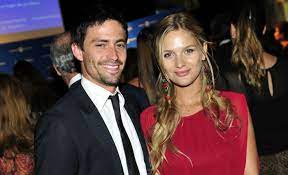 Recordemos que francisco halzinki se habría referido a este hecho, aclarando que si bien no hay una relación de pareja formal, se habrían acercado nuevamente. El Inesperado Mensaje Que Le Envio Tiago Correa A Mayte Rodriguez