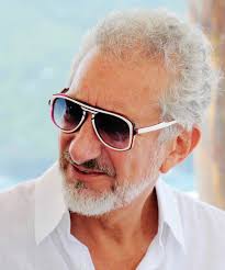 Paul Caplin's Instagram, Twitter & Facebook