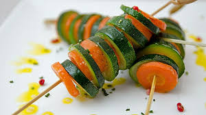 Pour accompagner une viande grillée, c'est un régal ! Brochettes De Legumes